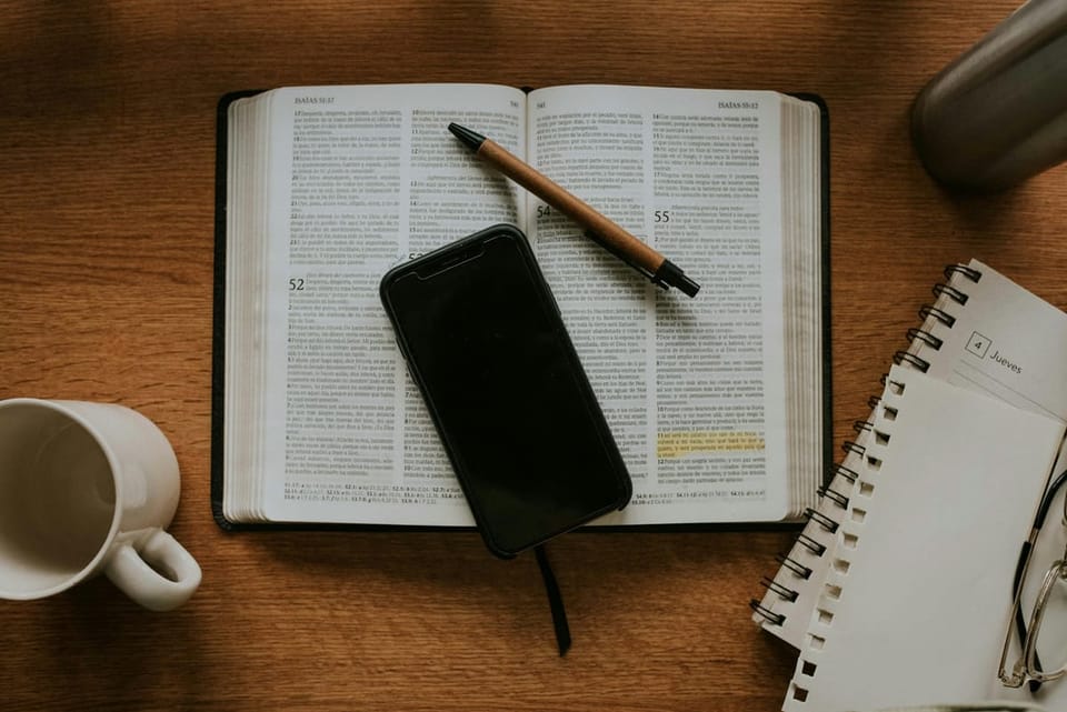 बाइबल अध्ययन: अपनी भक्ति के लिए स्वयं को प्रशिक्षित करें